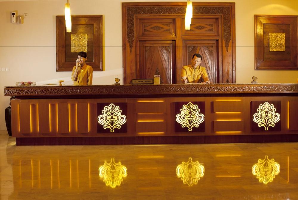 Grand Inna Malioboro Yogyakarta Exteriör bild