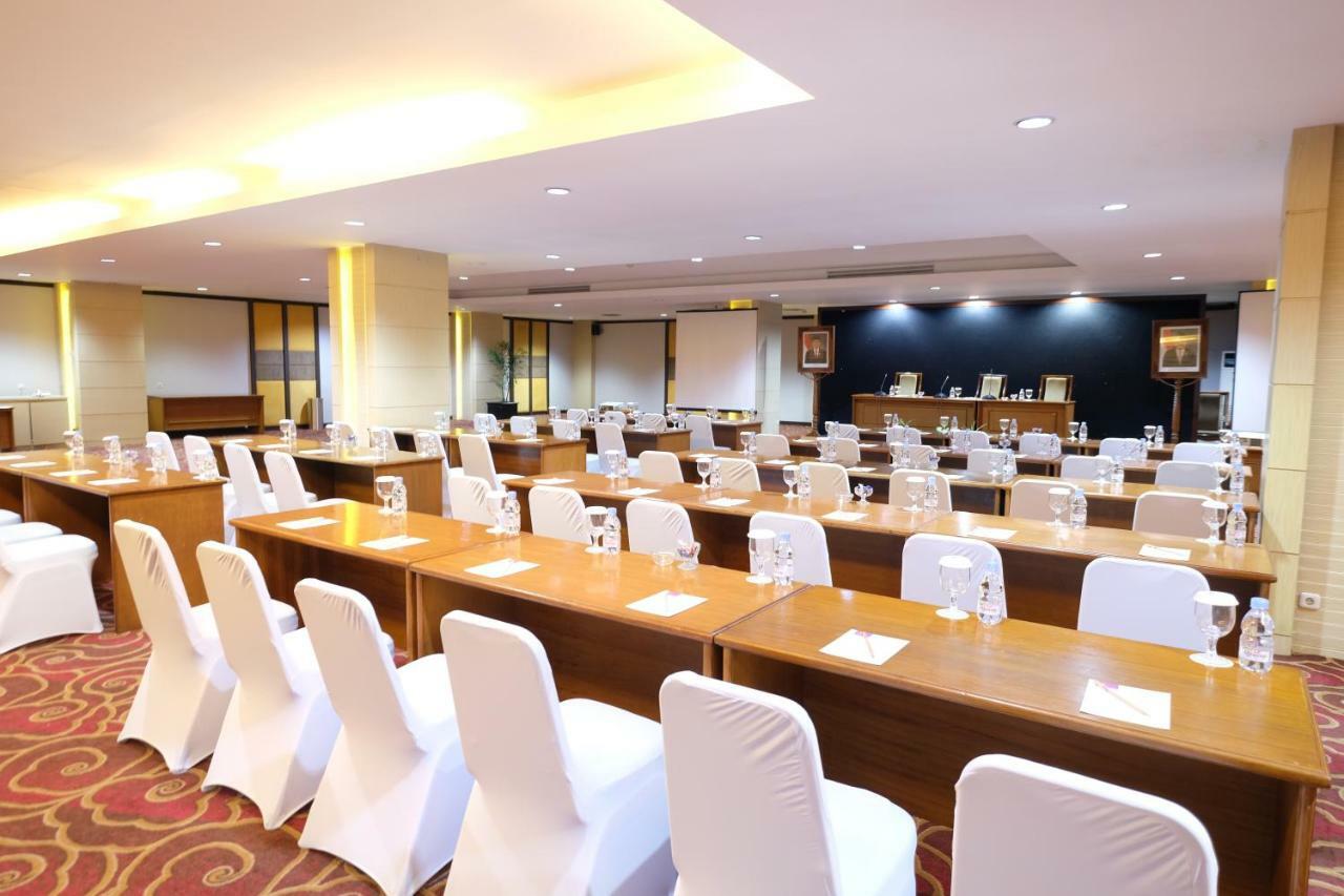 Grand Inna Malioboro Yogyakarta Exteriör bild